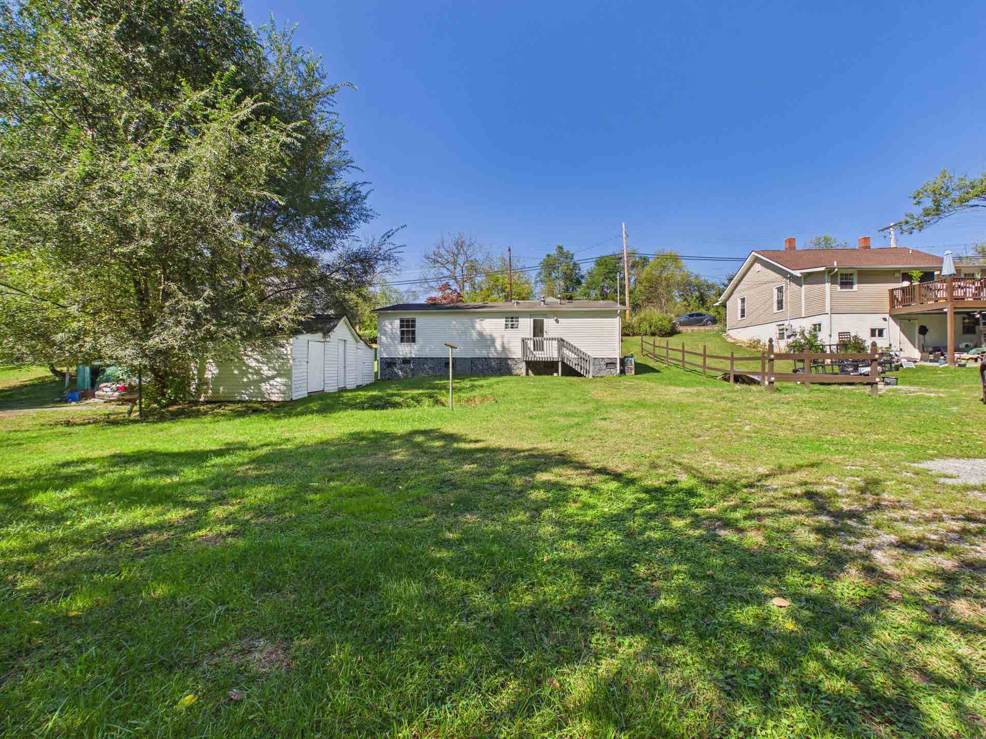 604 Newbern Road, Pulaski, VA 24301