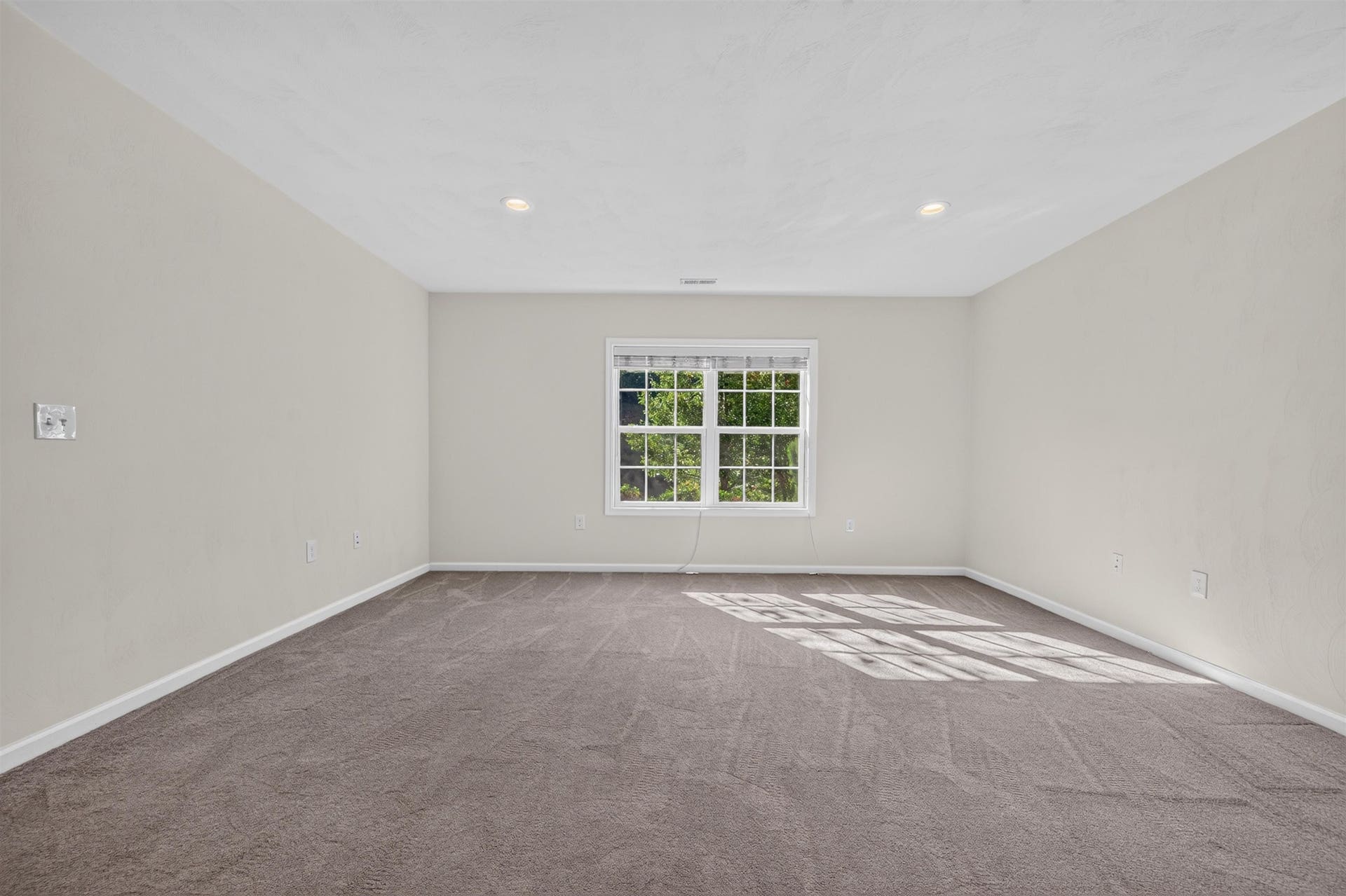1048 St Clair Lane, Christiansburg, VA 24073