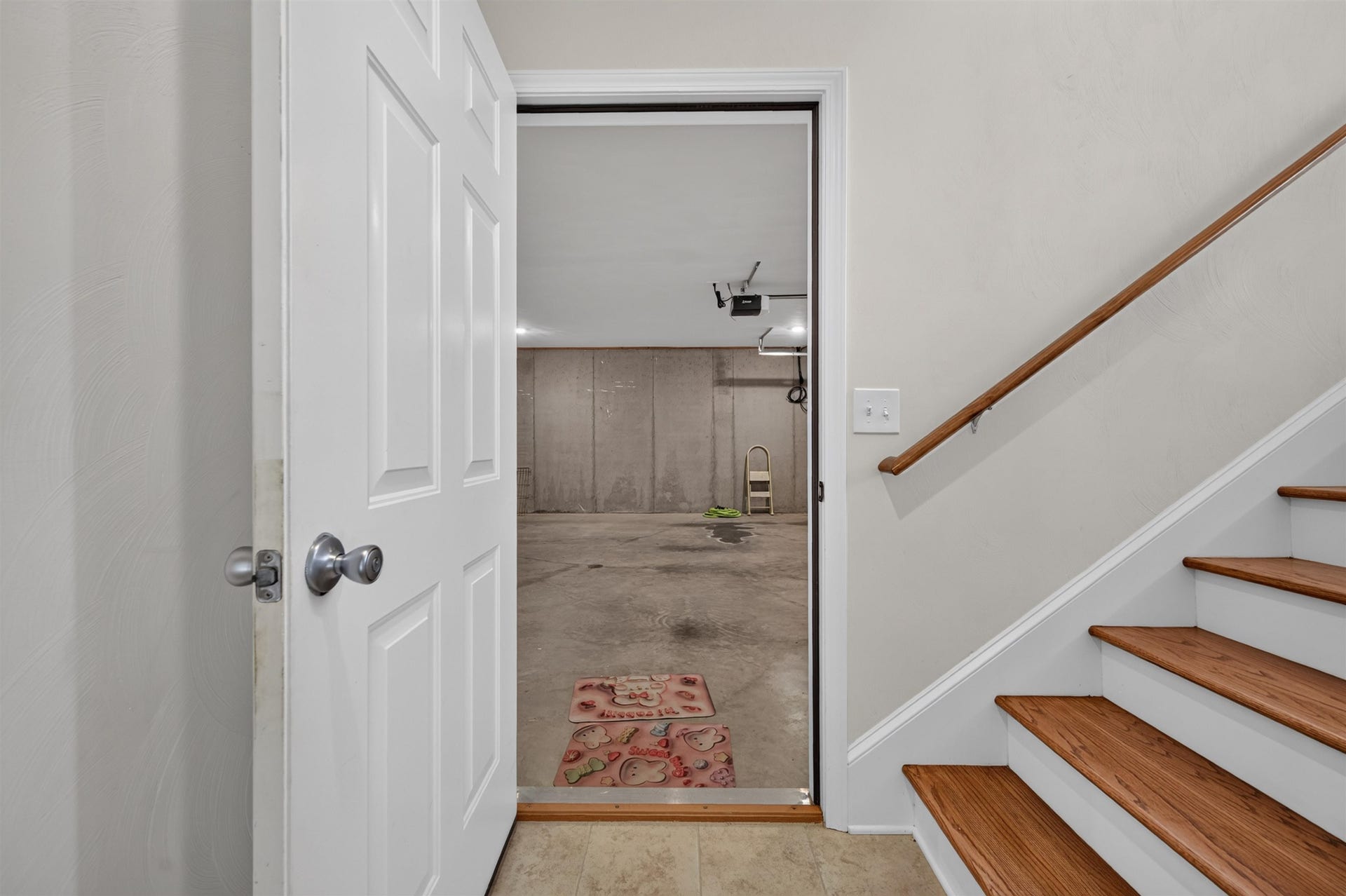 1048 St Clair Lane, Christiansburg, VA 24073