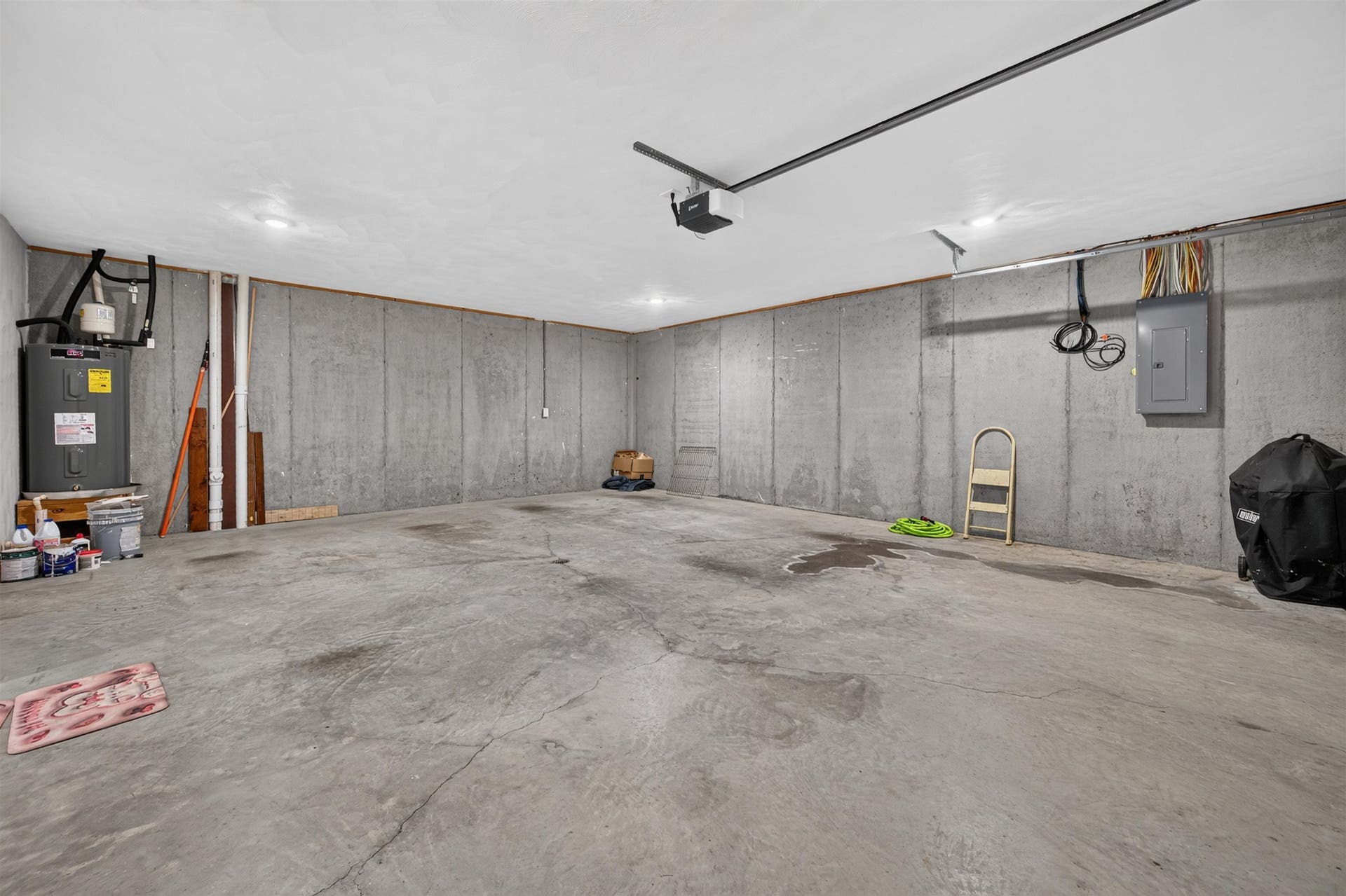 1048 St Clair Lane, Christiansburg, VA 24073