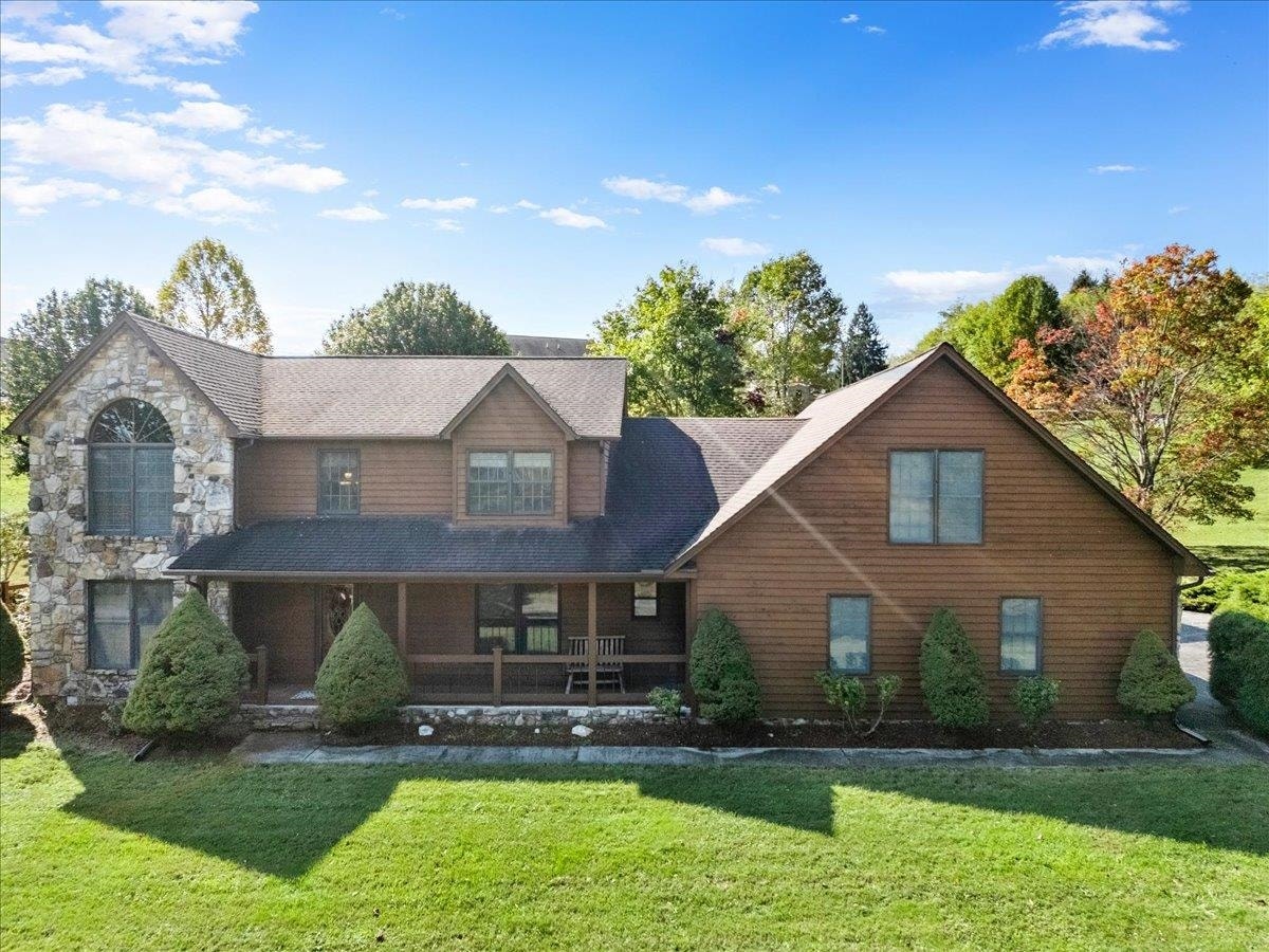 183 Farley Circle, Pearisburg, VA 24134