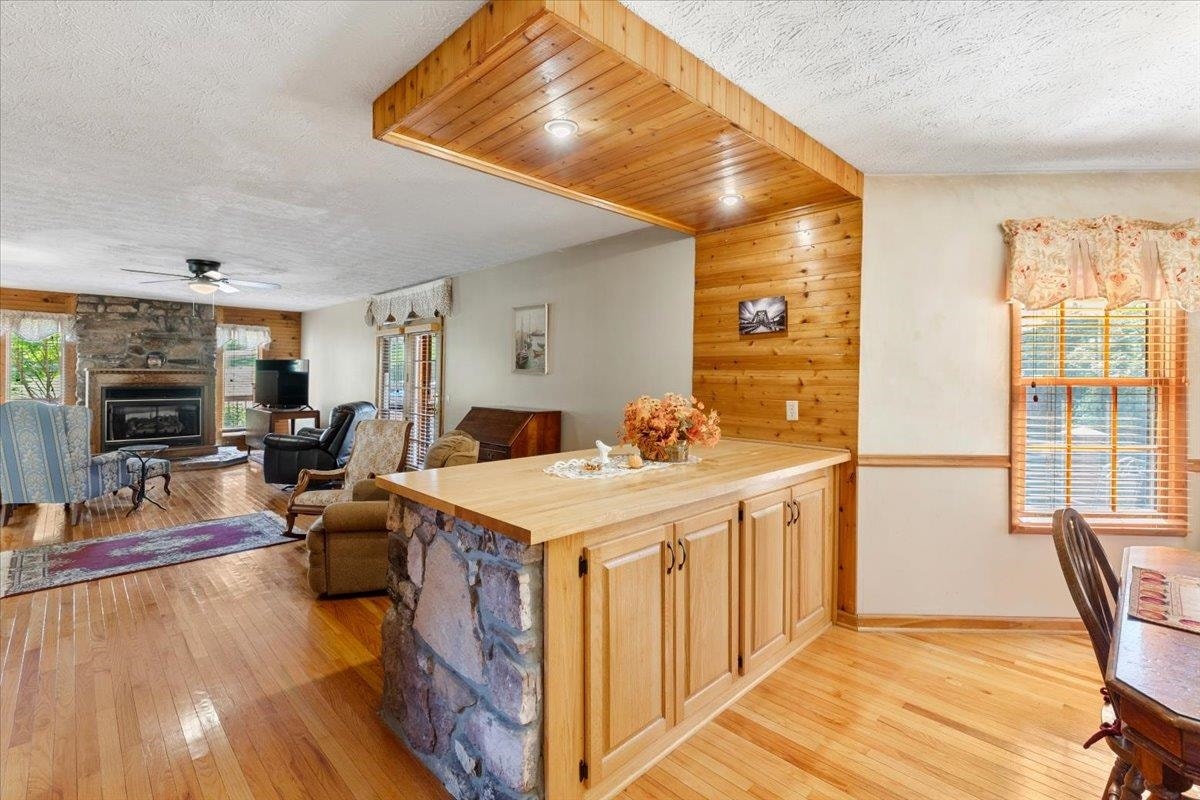 183 Farley Circle, Pearisburg, VA 24134