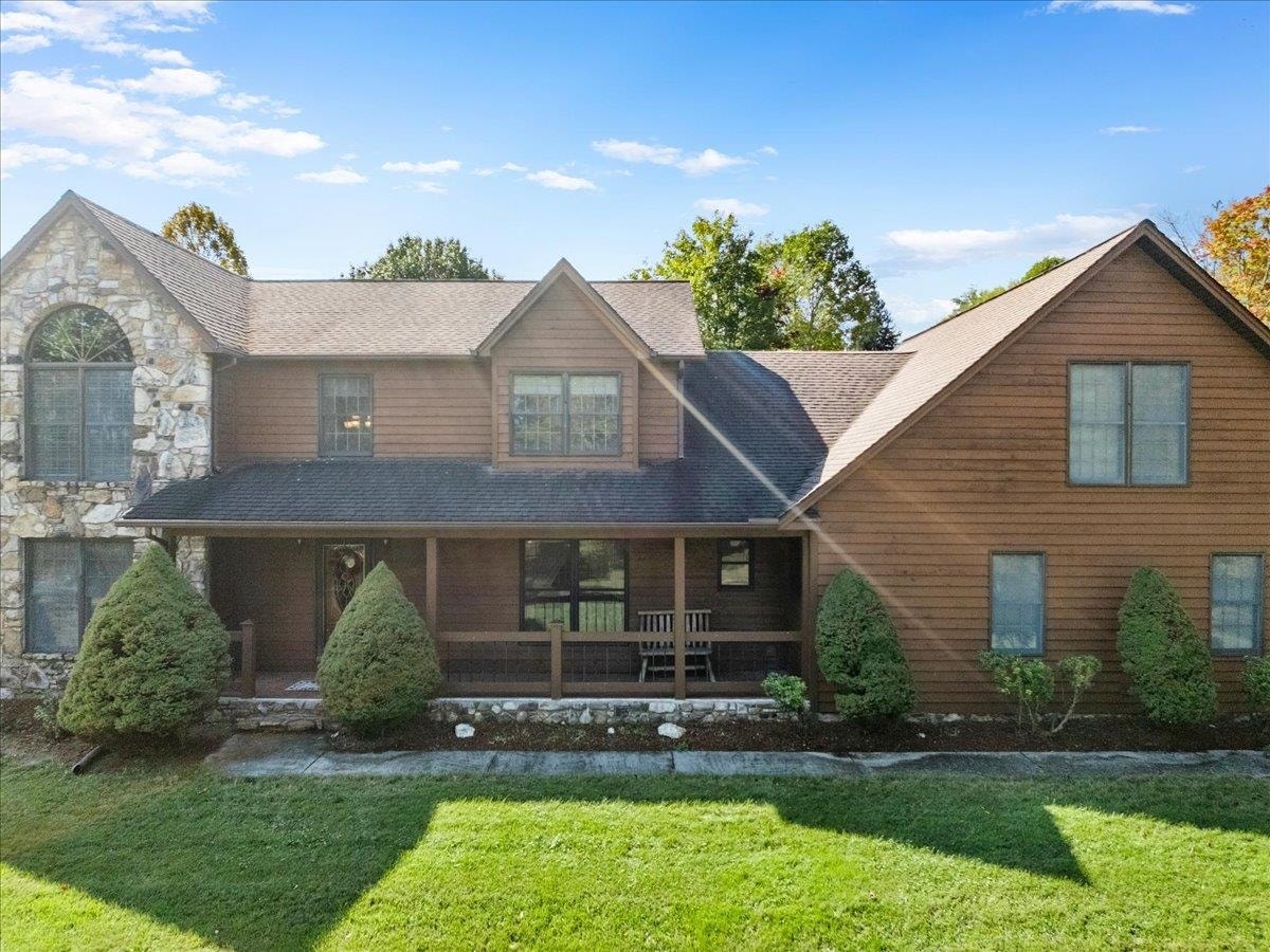 183 Farley Circle, Pearisburg, VA 24134