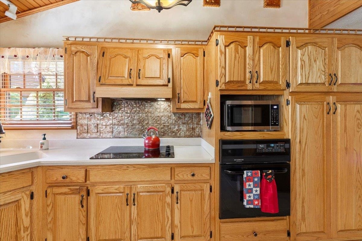 183 Farley Circle, Pearisburg, VA 24134