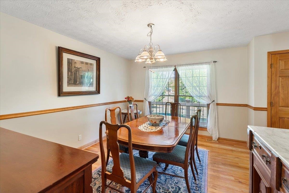183 Farley Circle, Pearisburg, VA 24134