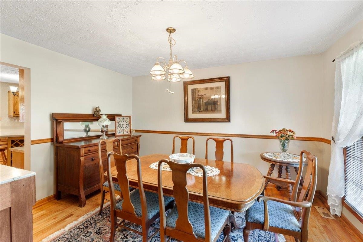 183 Farley Circle, Pearisburg, VA 24134
