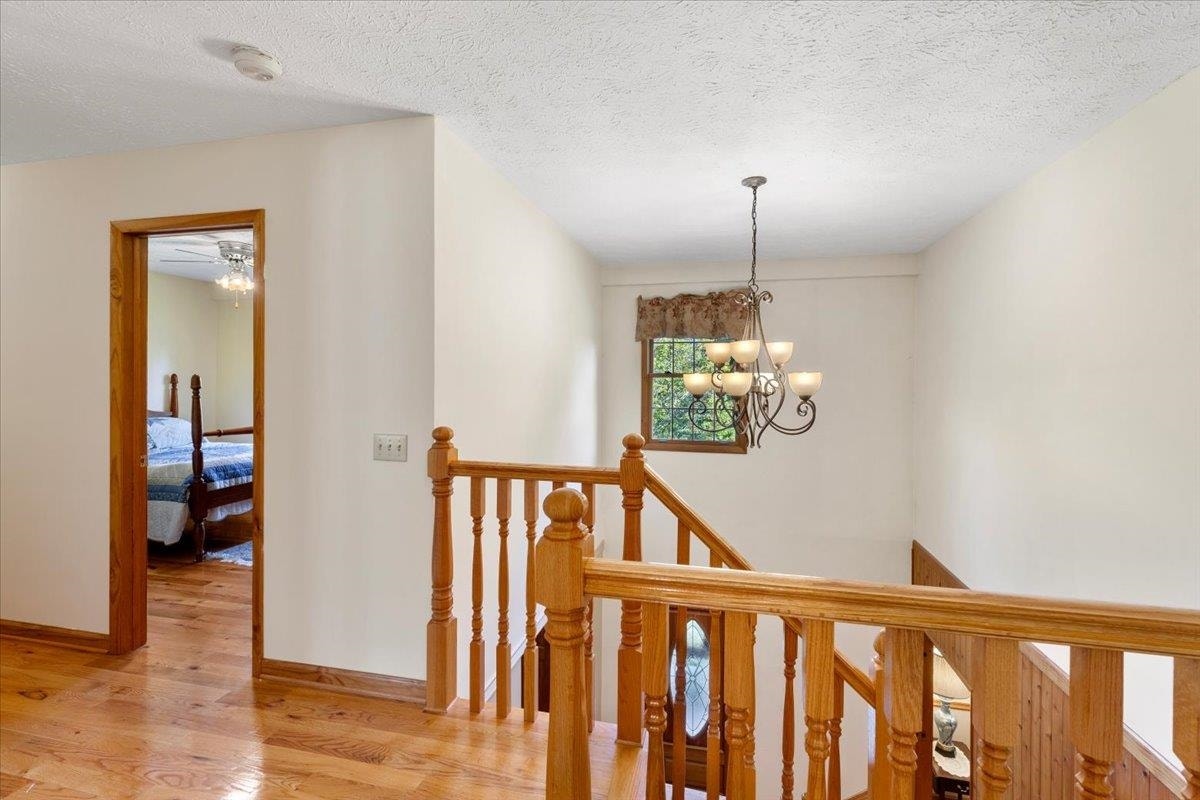 183 Farley Circle, Pearisburg, VA 24134