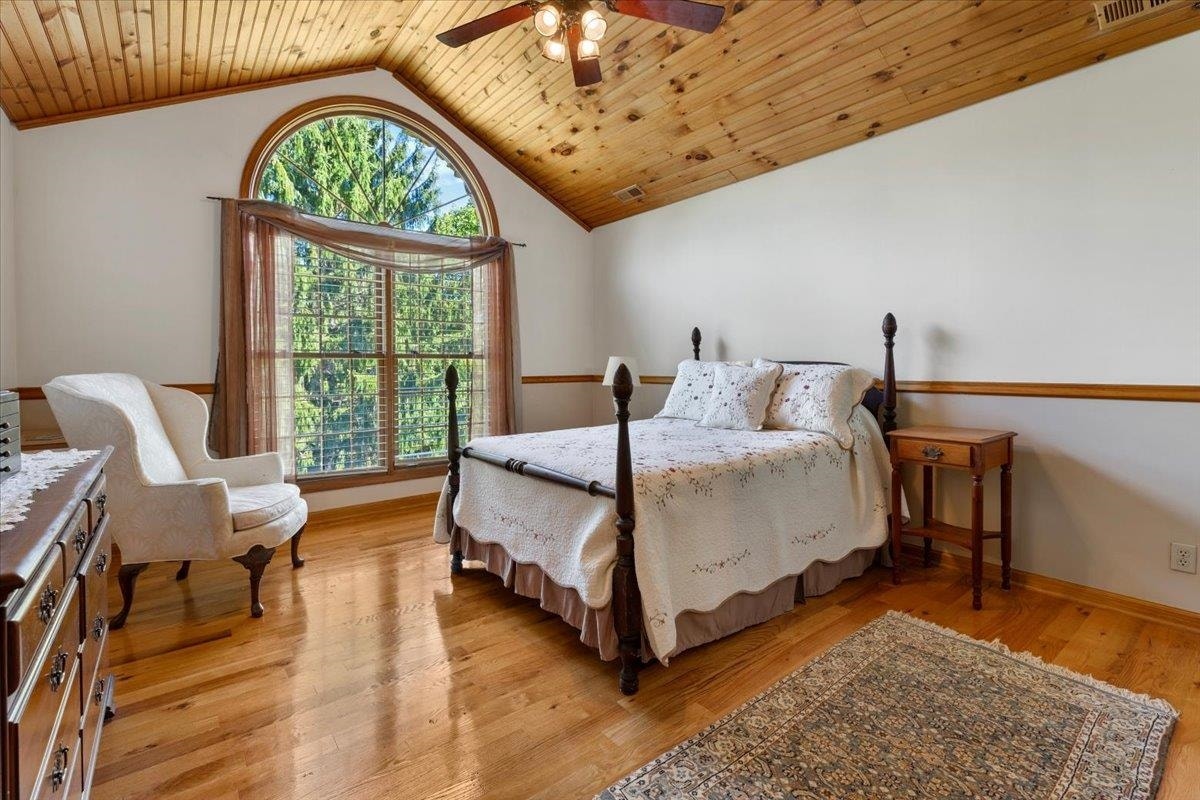 183 Farley Circle, Pearisburg, VA 24134