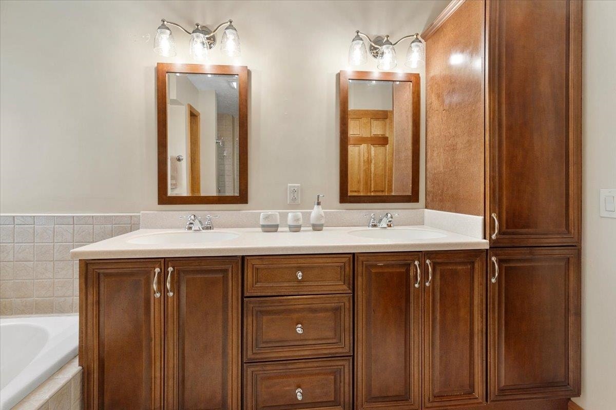 183 Farley Circle, Pearisburg, VA 24134