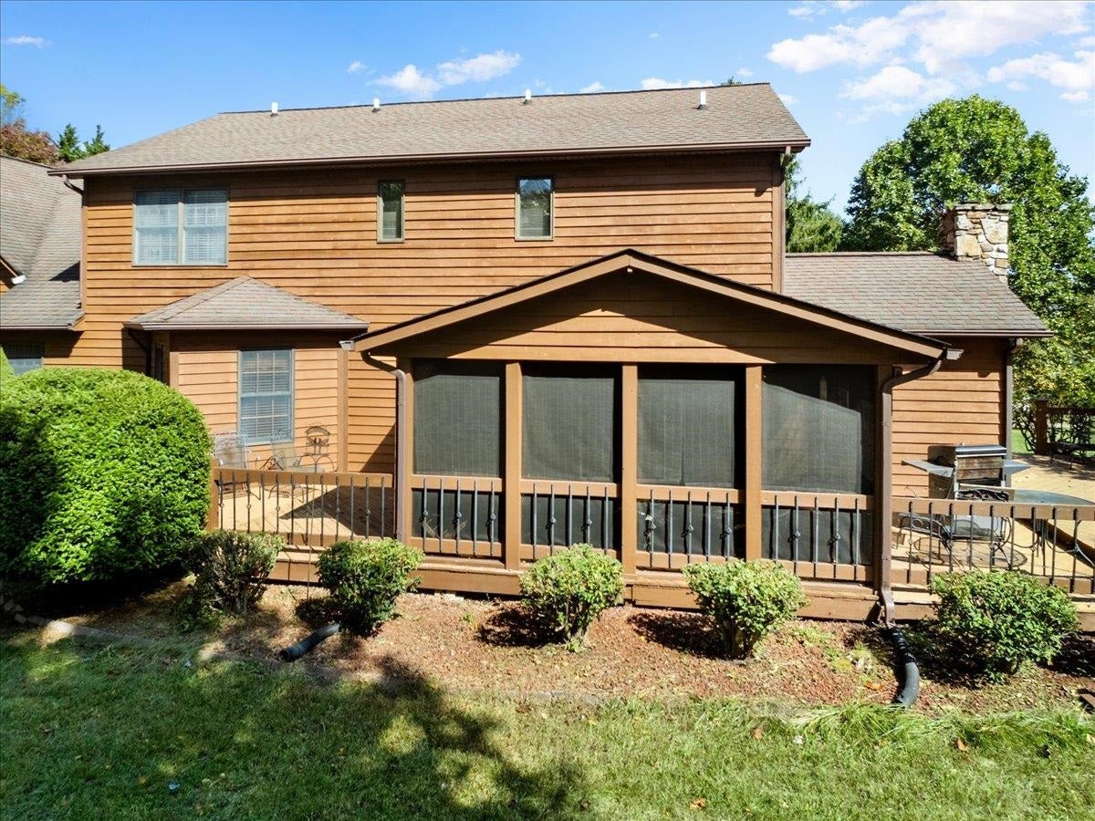 183 Farley Circle, Pearisburg, VA 24134
