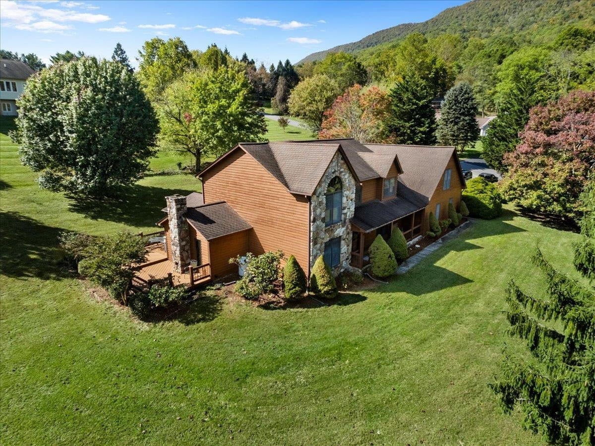183 Farley Circle, Pearisburg, VA 24134