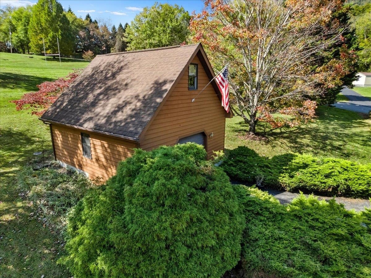 183 Farley Circle, Pearisburg, VA 24134