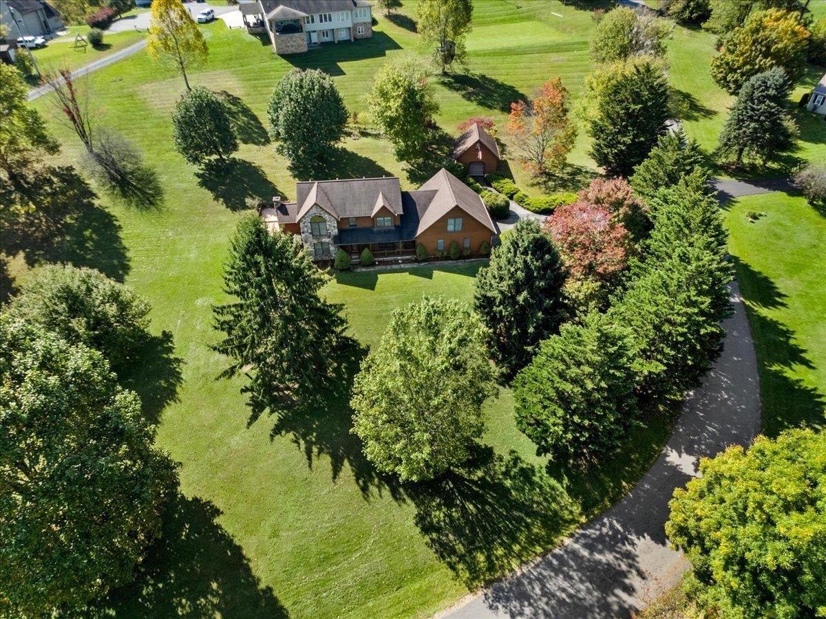 183 Farley Circle, Pearisburg, VA 24134