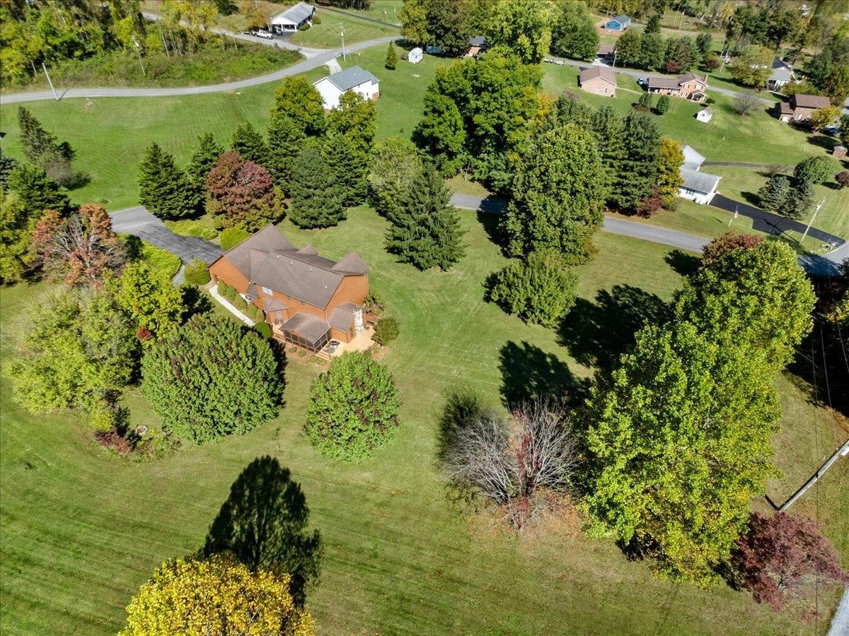 183 Farley Circle, Pearisburg, VA 24134