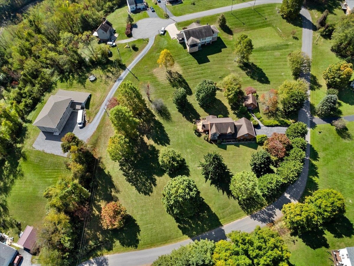 183 Farley Circle, Pearisburg, VA 24134