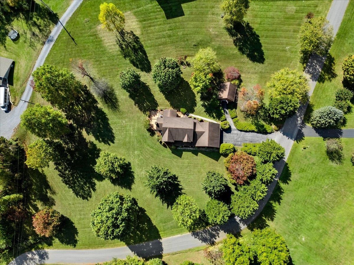 183 Farley Circle, Pearisburg, VA 24134