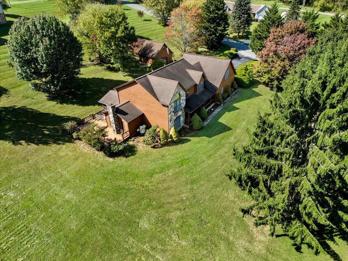183 Farley Circle, Pearisburg, VA 24134