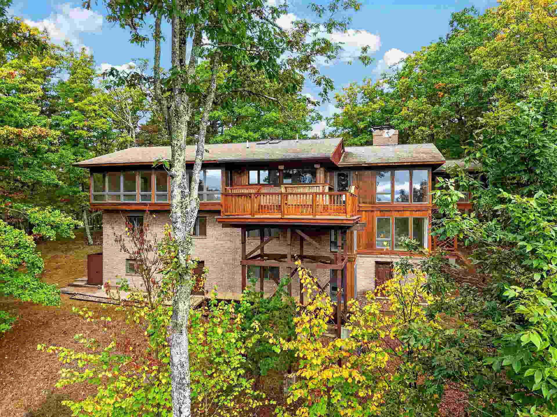 1723 Jefferson Forest Lane, Blacksburg, VA 24060