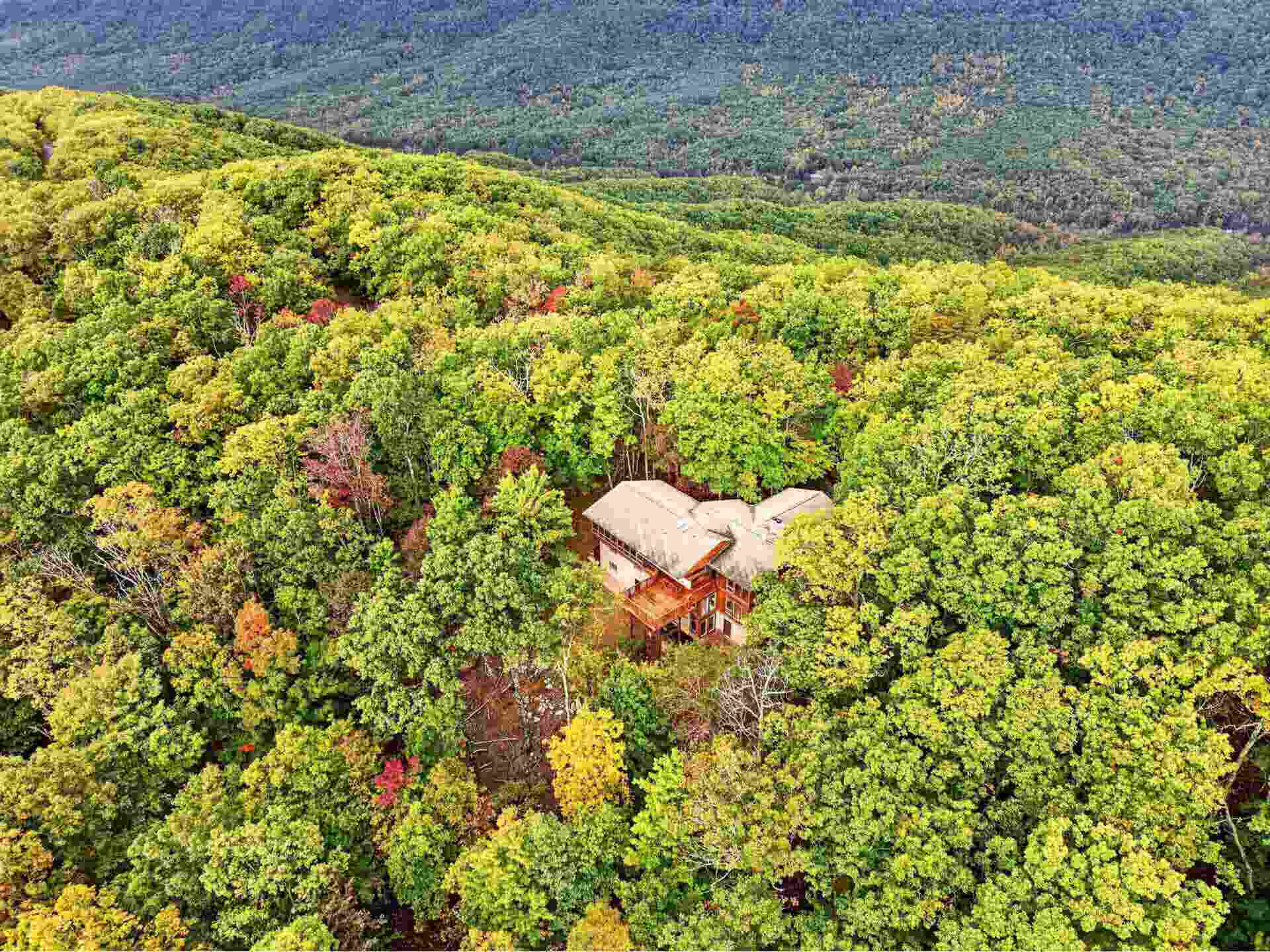 1723 Jefferson Forest Lane, Blacksburg, VA 24060