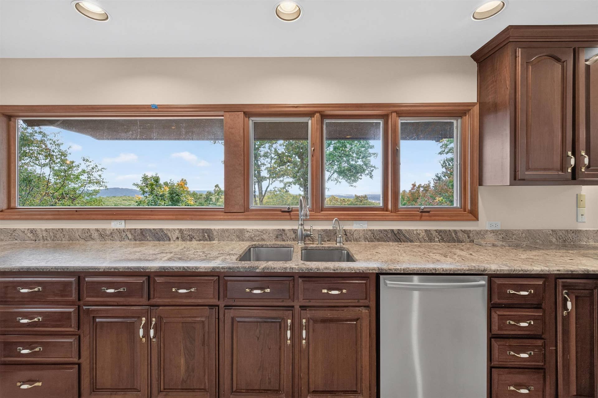 1723 Jefferson Forest Lane, Blacksburg, VA 24060