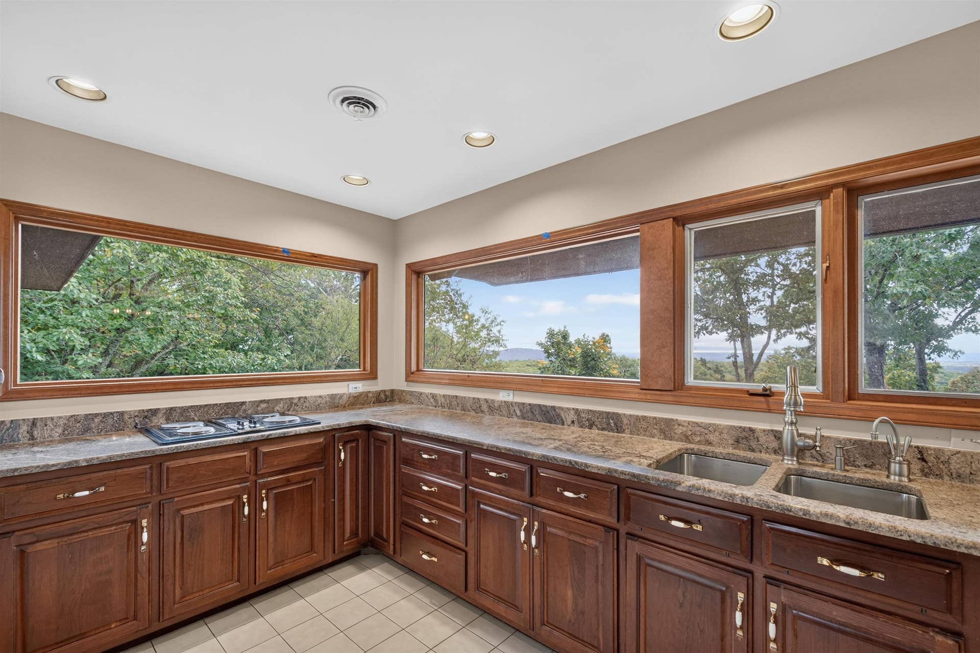 1723 Jefferson Forest Lane, Blacksburg, VA 24060