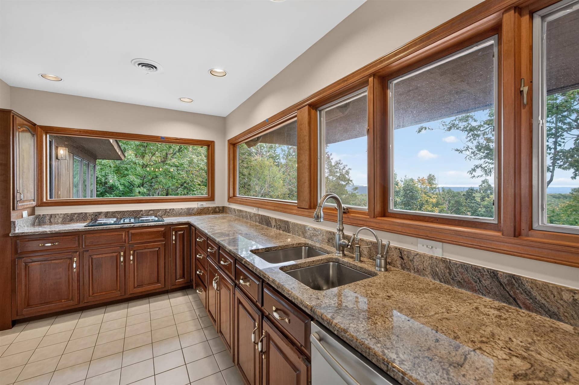 1723 Jefferson Forest Lane, Blacksburg, VA 24060