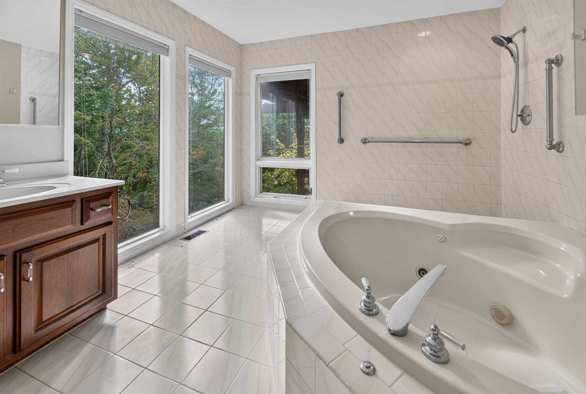 1723 Jefferson Forest Lane, Blacksburg, VA 24060