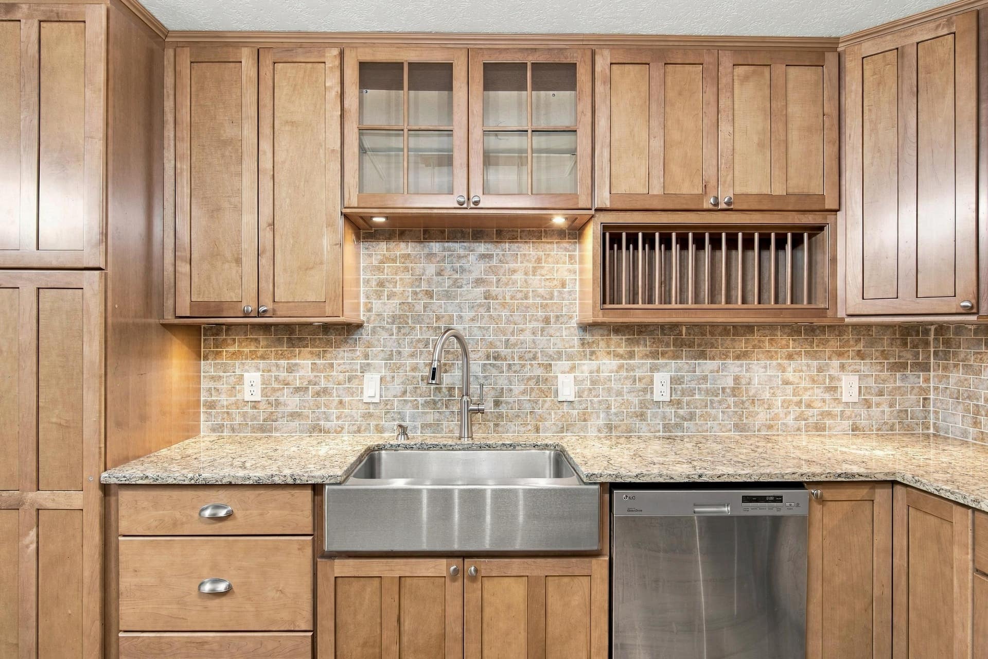 350 GOLD LEAF Drive, Christiansburg, VA 24073