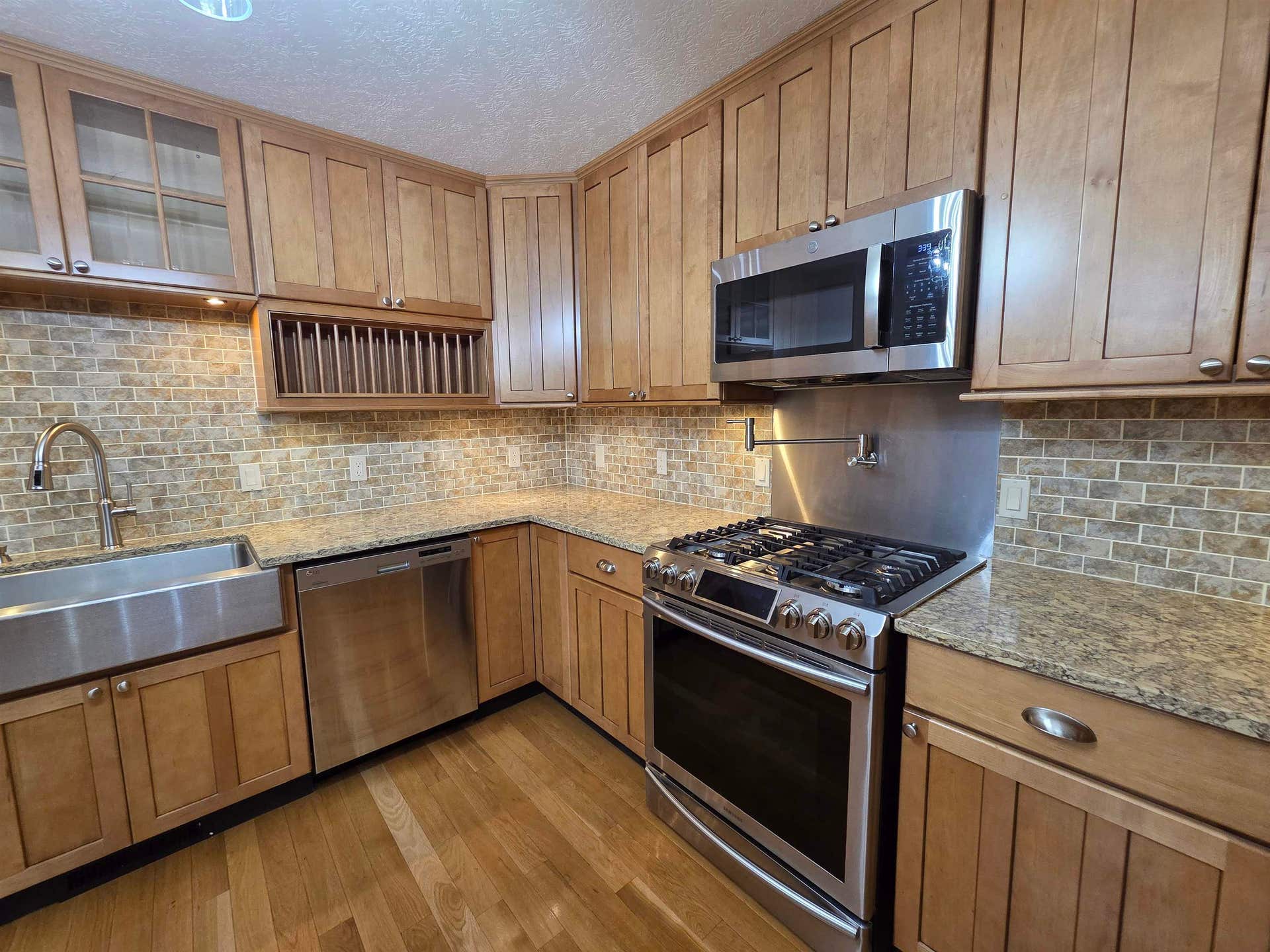 350 GOLD LEAF Drive, Christiansburg, VA 24073