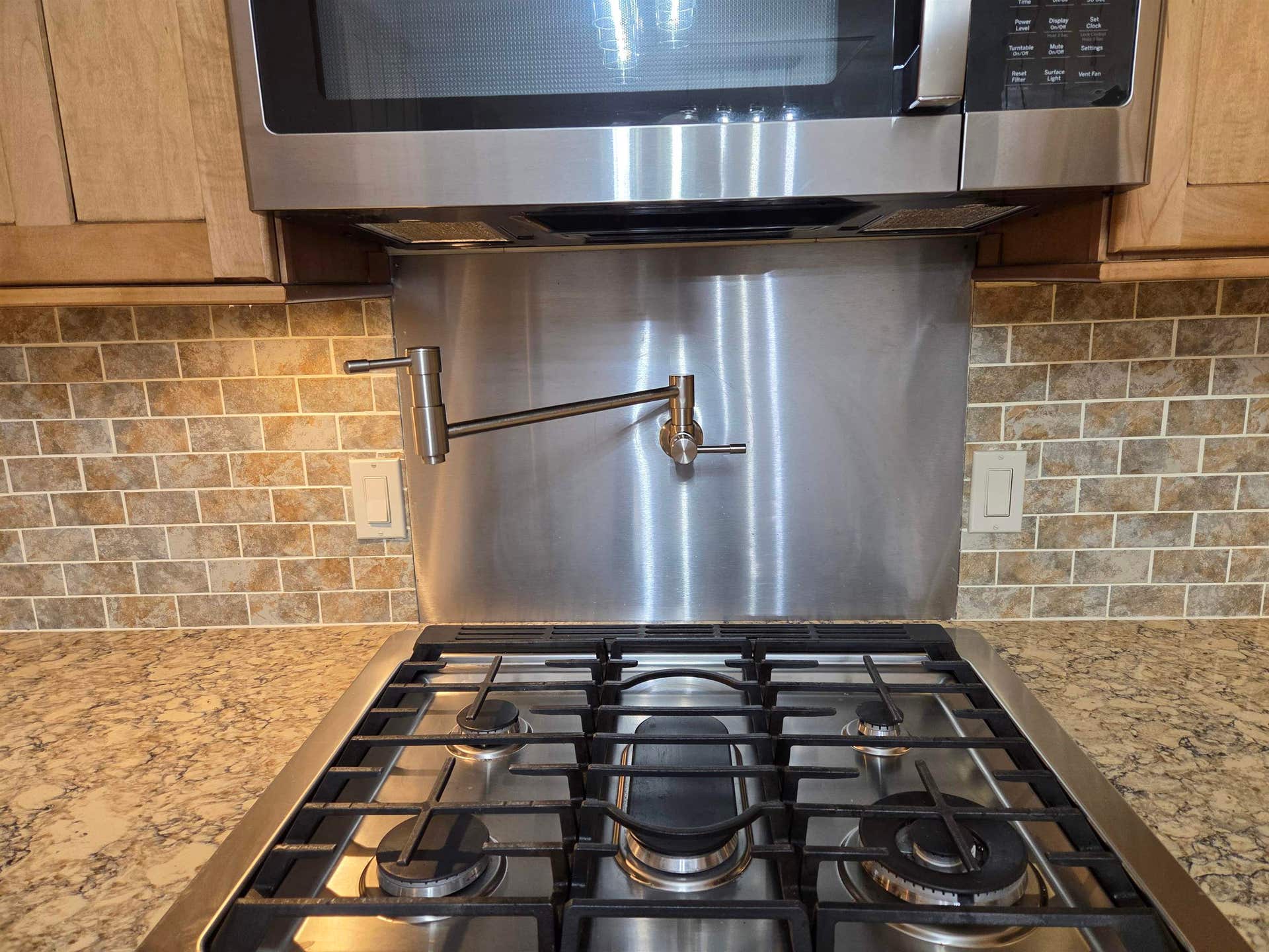 350 GOLD LEAF Drive, Christiansburg, VA 24073