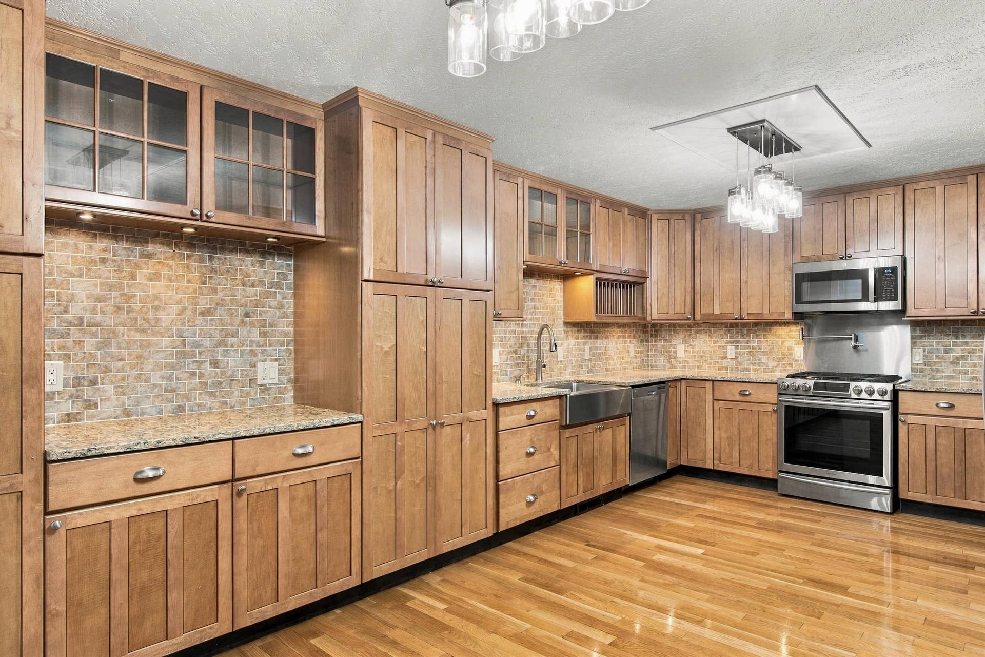 350 GOLD LEAF Drive, Christiansburg, VA 24073