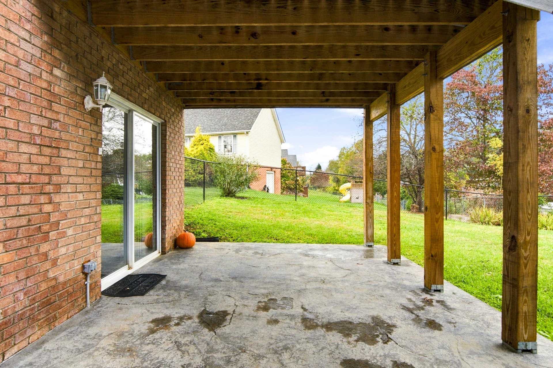 340 Auburn Drive, Christiansburg, VA 24073