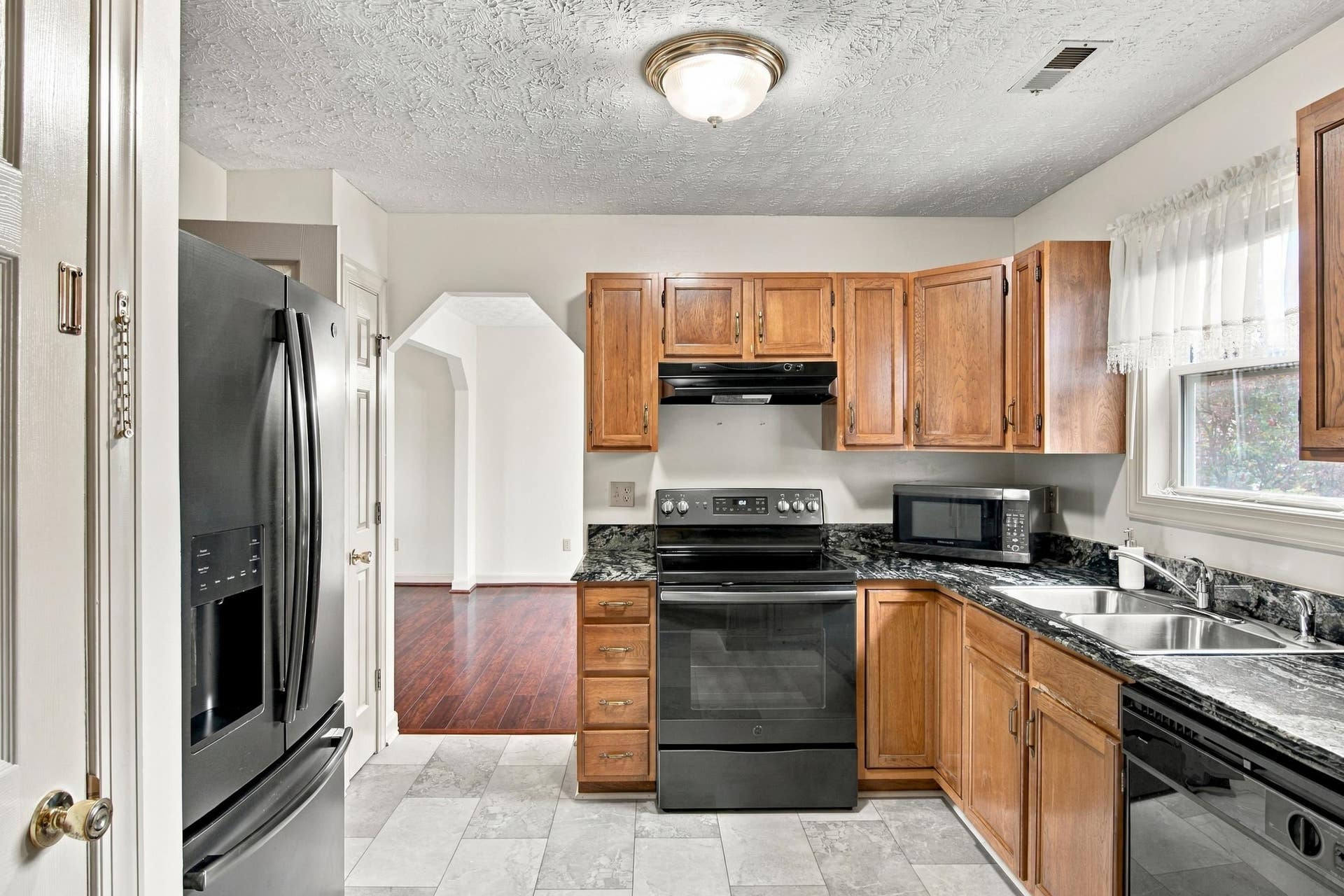 340 Auburn Drive, Christiansburg, VA 24073