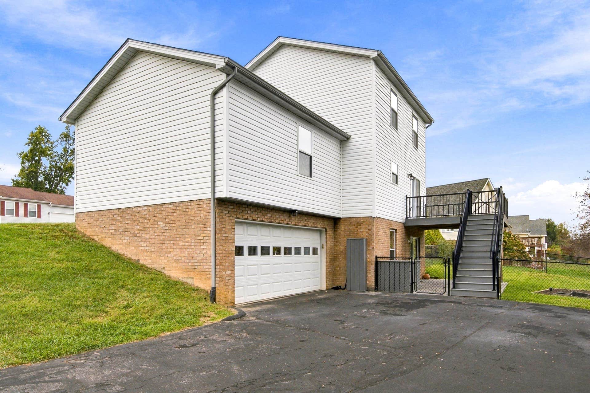 340 Auburn Drive, Christiansburg, VA 24073