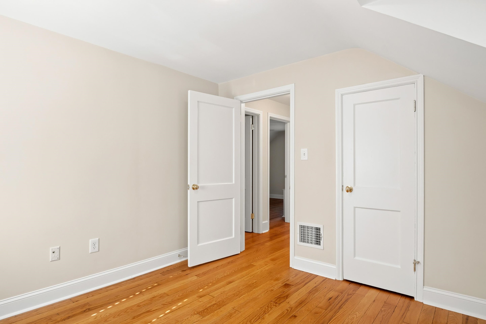 705 High Street, Pearisburg, VA 24134