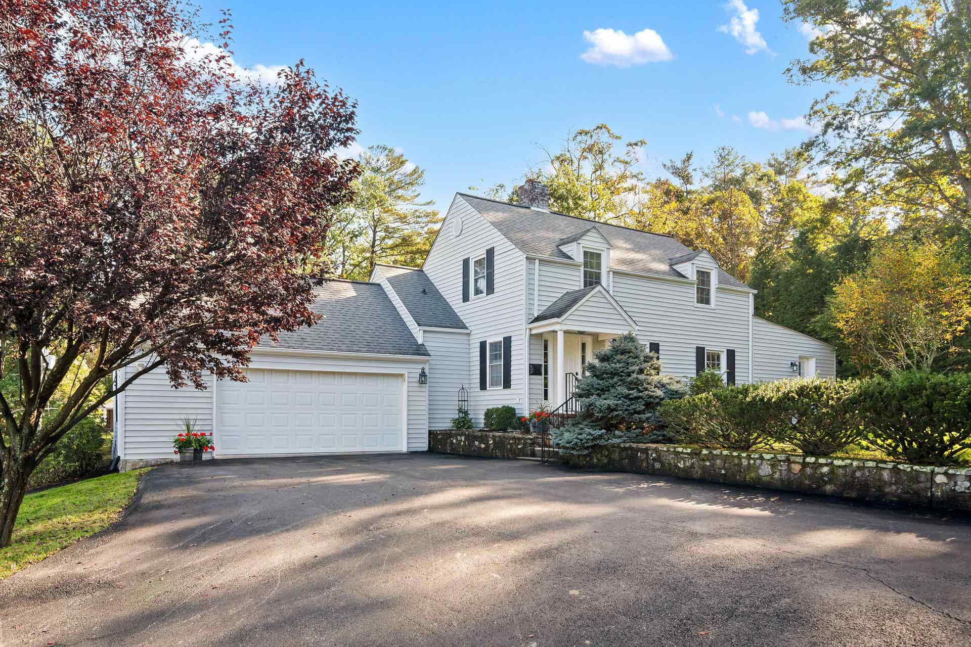 705 High Street, Pearisburg, VA 24134
