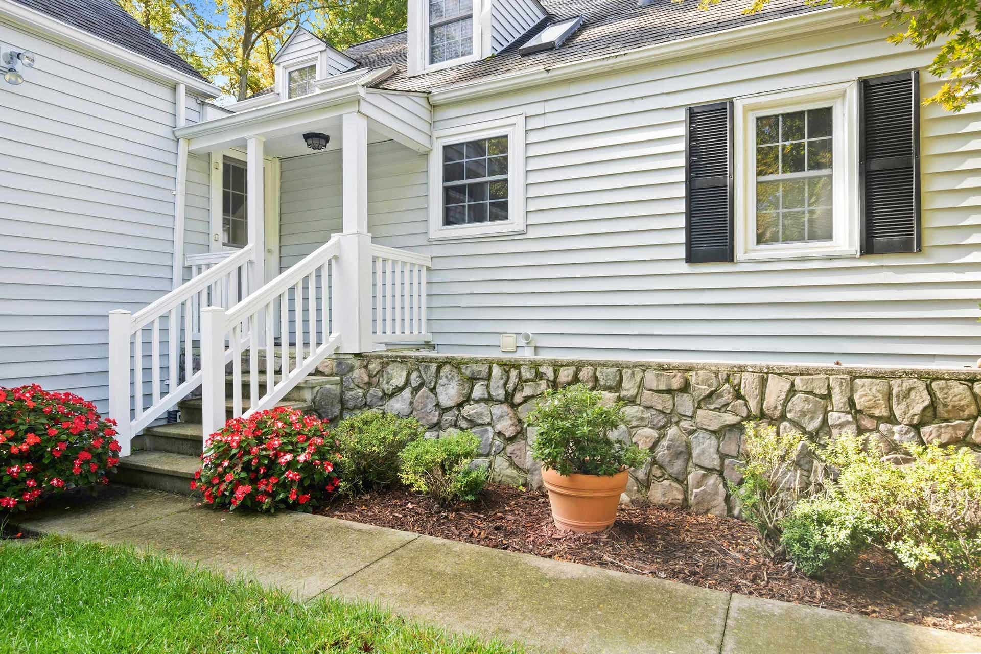 705 High Street, Pearisburg, VA 24134