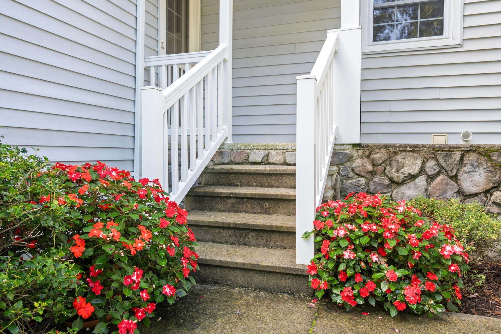 705 High Street, Pearisburg, VA 24134