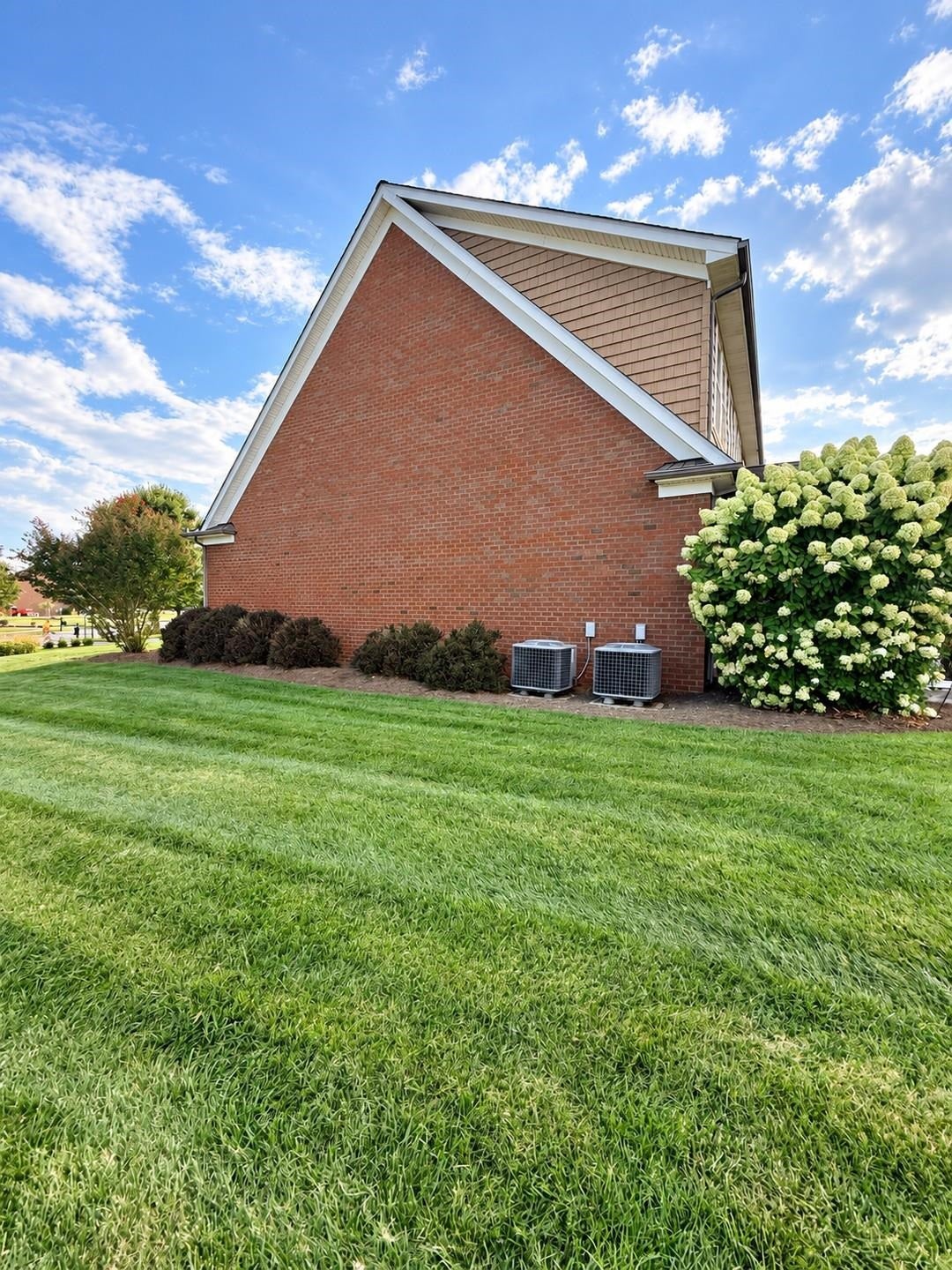 8561 Whistling Straits Dr Drive, Radford, VA 24141