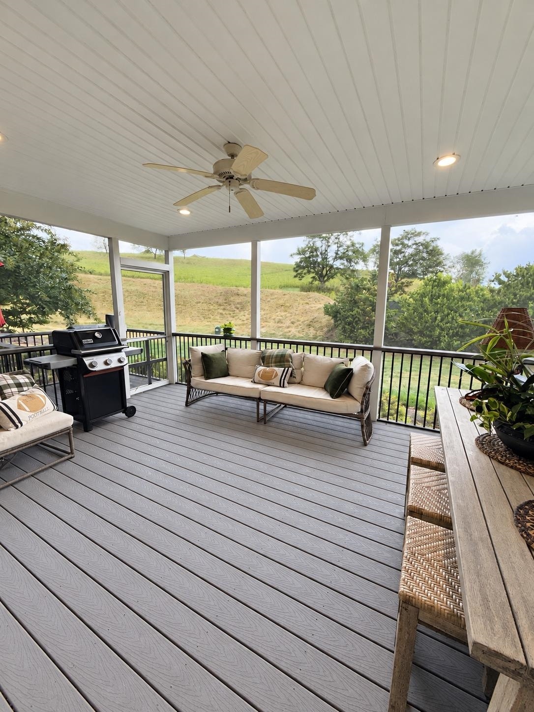 8561 Whistling Straits Dr Drive, Radford, VA 24141