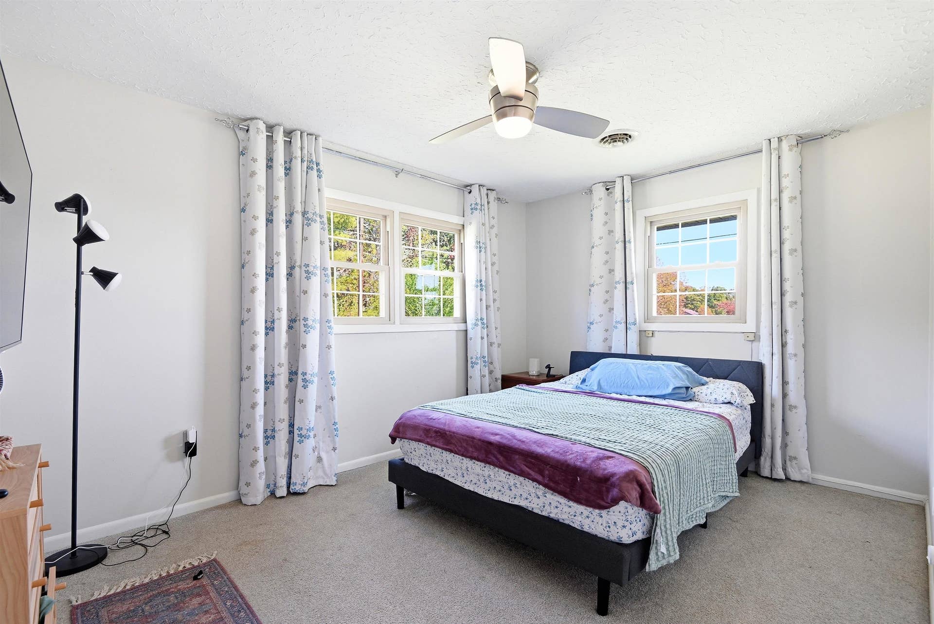 308 GRANDVIEW Drive, Blacksburg, VA 24060