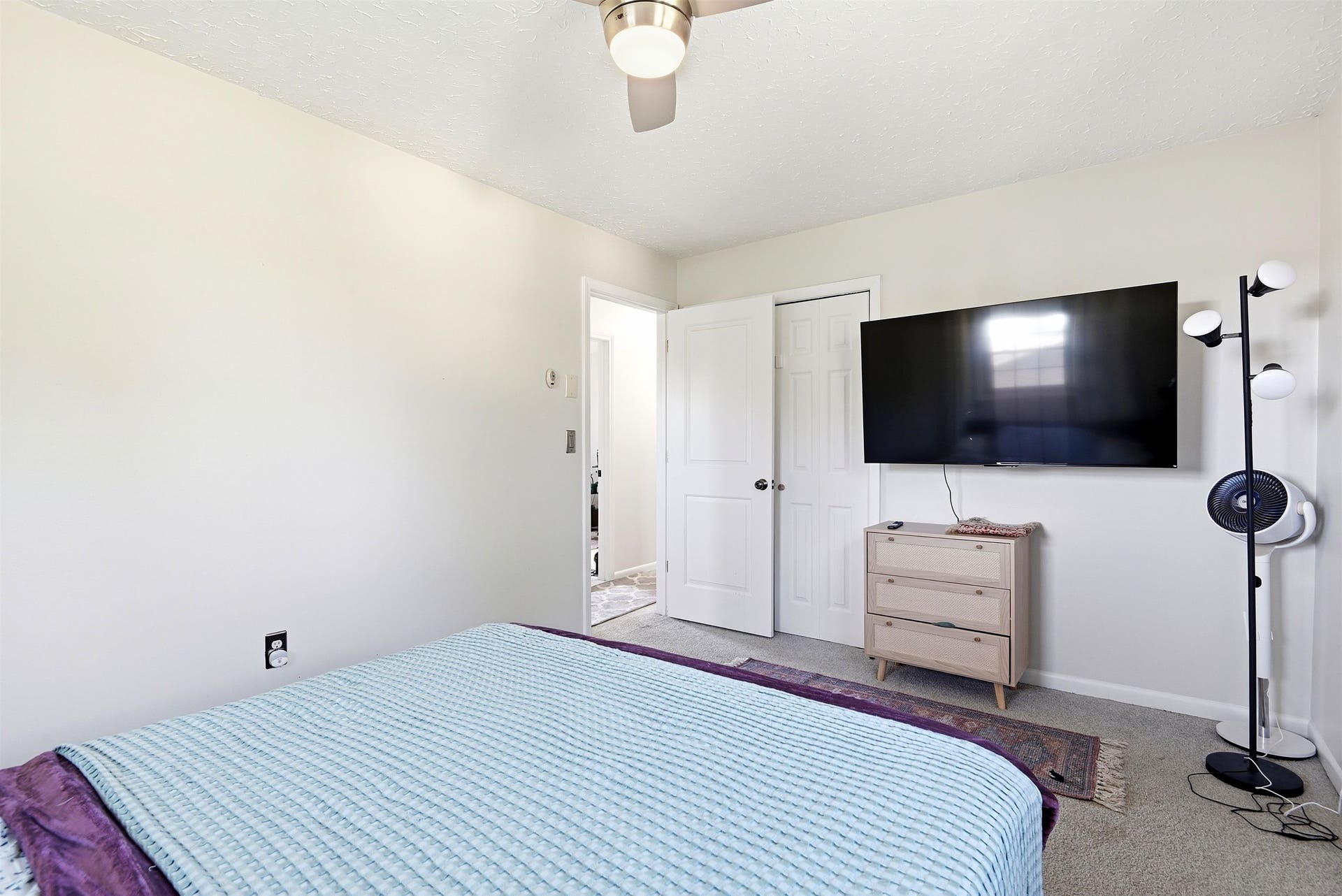 308 GRANDVIEW Drive, Blacksburg, VA 24060