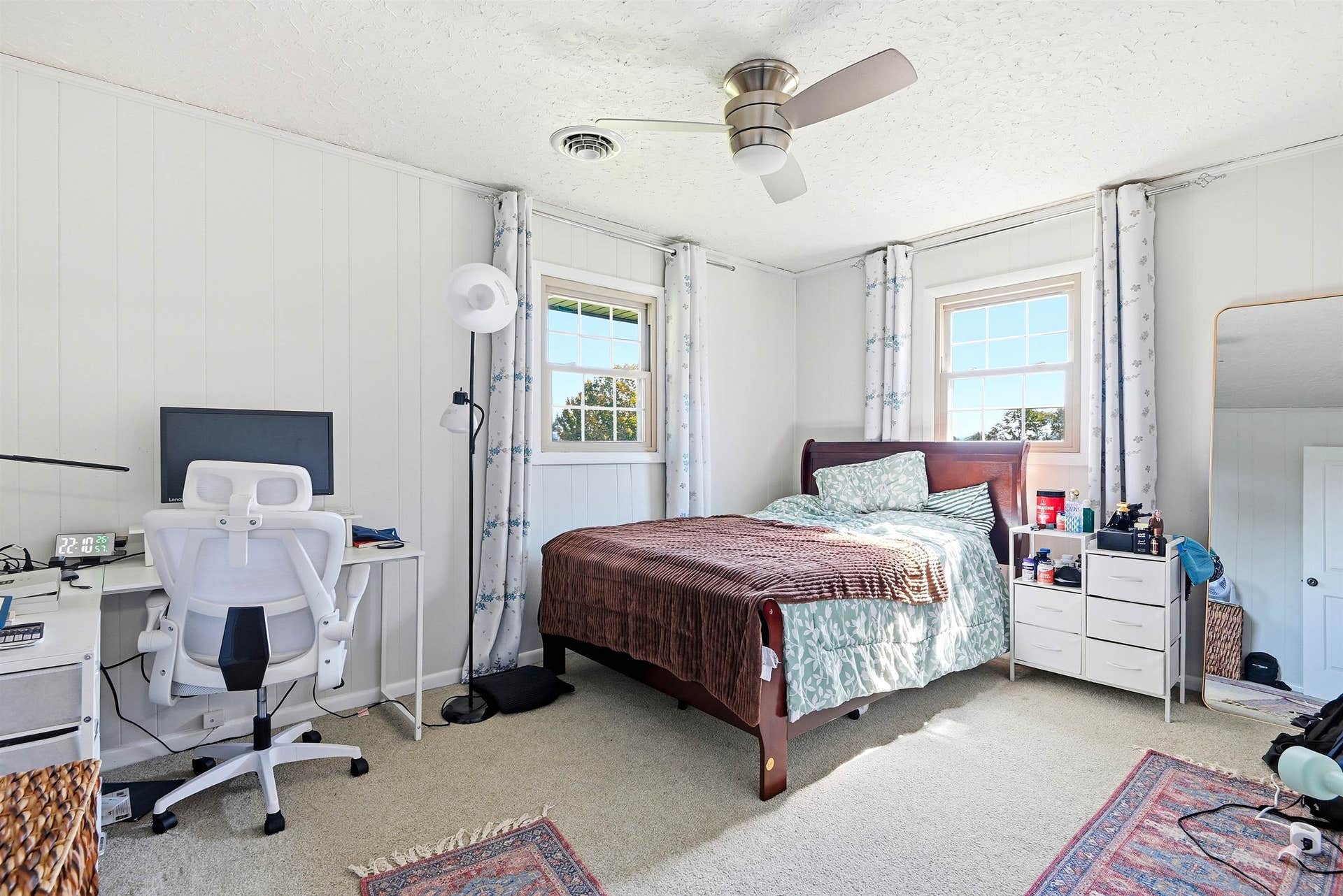308 GRANDVIEW Drive, Blacksburg, VA 24060