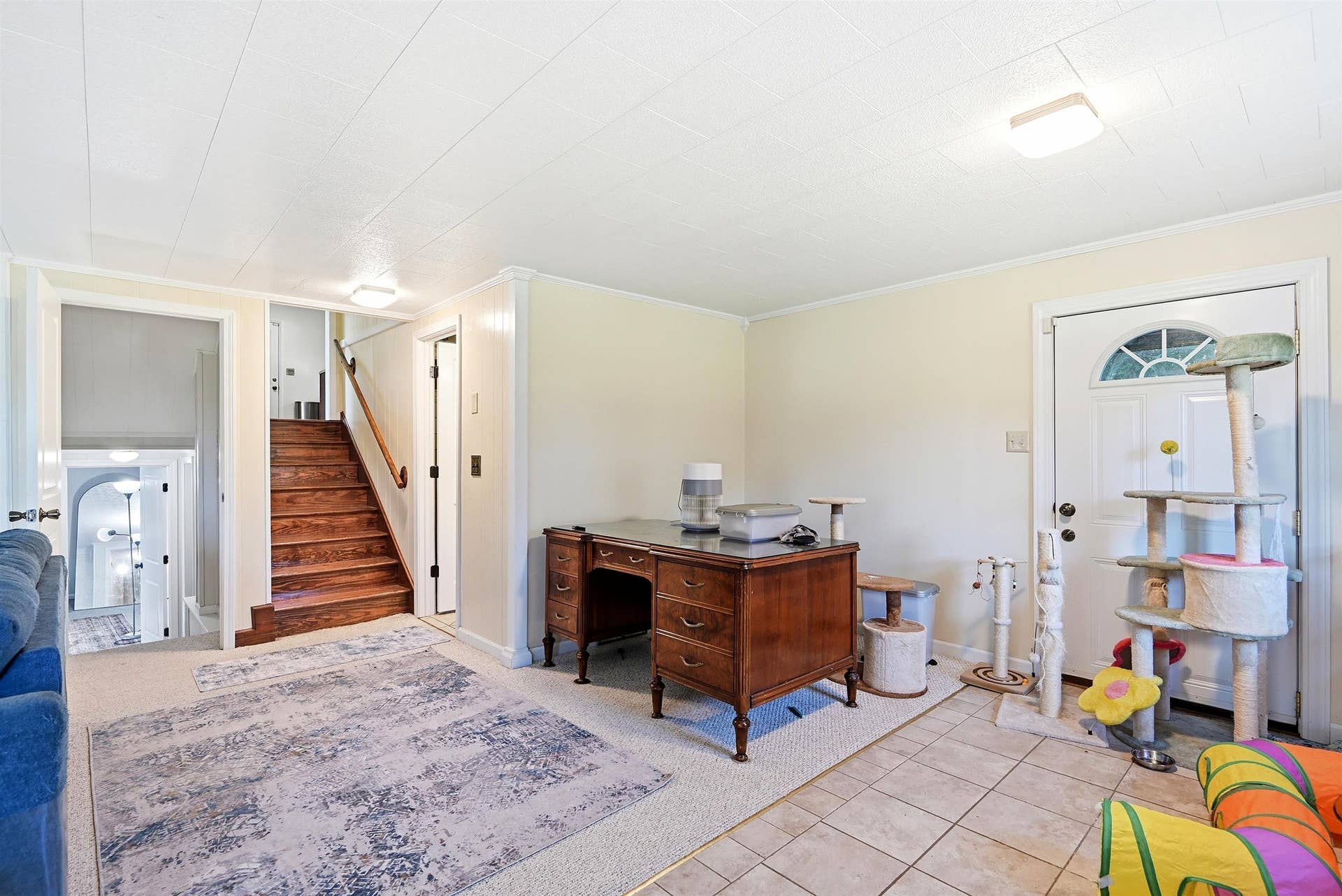 308 GRANDVIEW Drive, Blacksburg, VA 24060