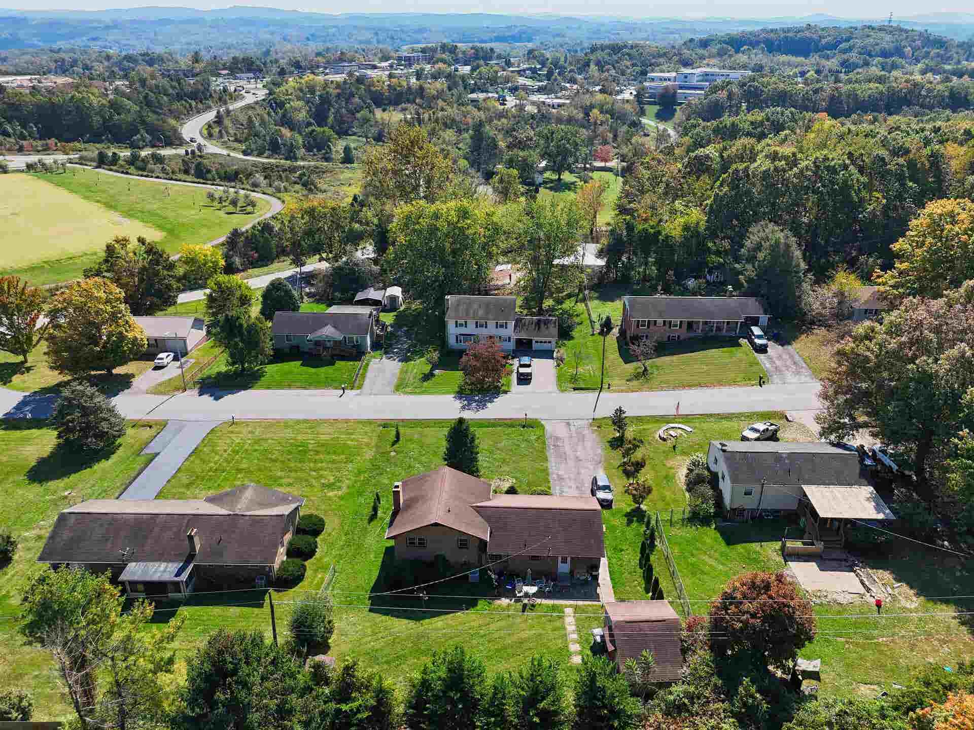 308 GRANDVIEW Drive, Blacksburg, VA 24060