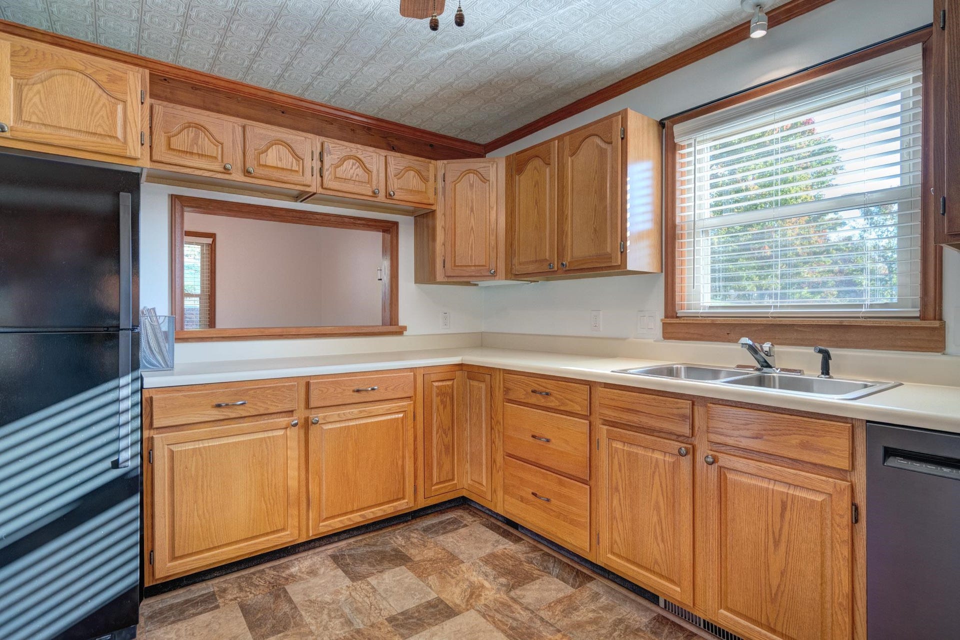 420 Tanglewood Drive, Christiansburg, VA 24073