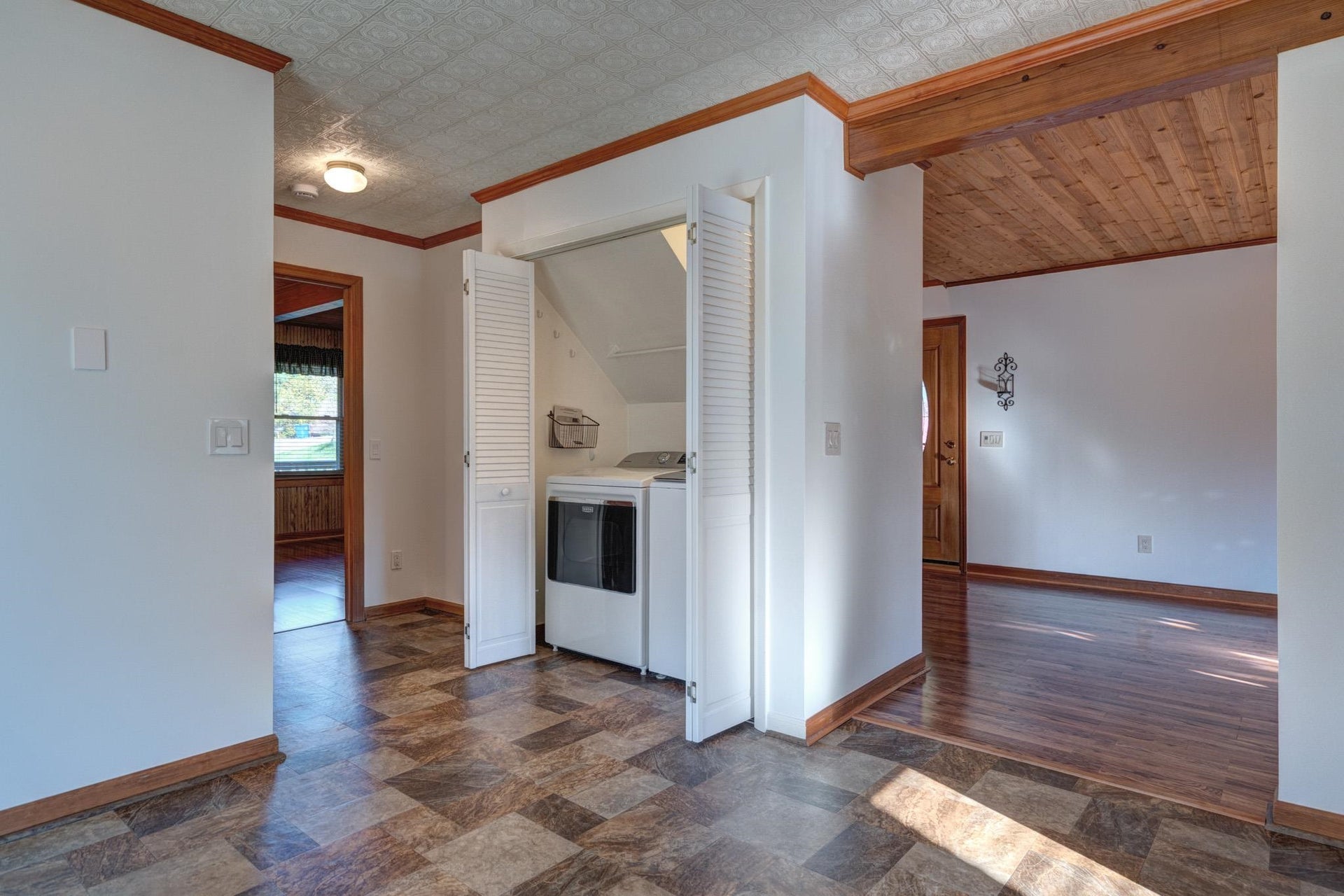 420 Tanglewood Drive, Christiansburg, VA 24073