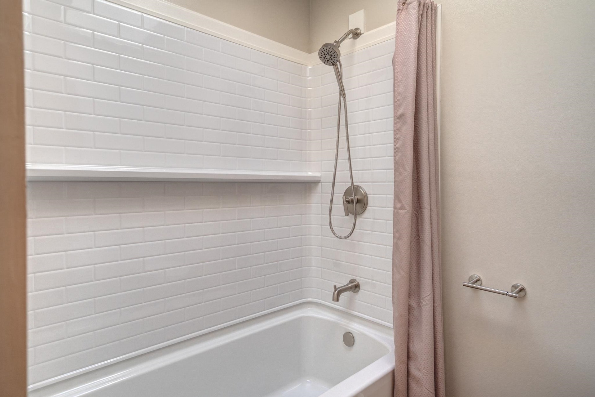 420 Tanglewood Drive, Christiansburg, VA 24073