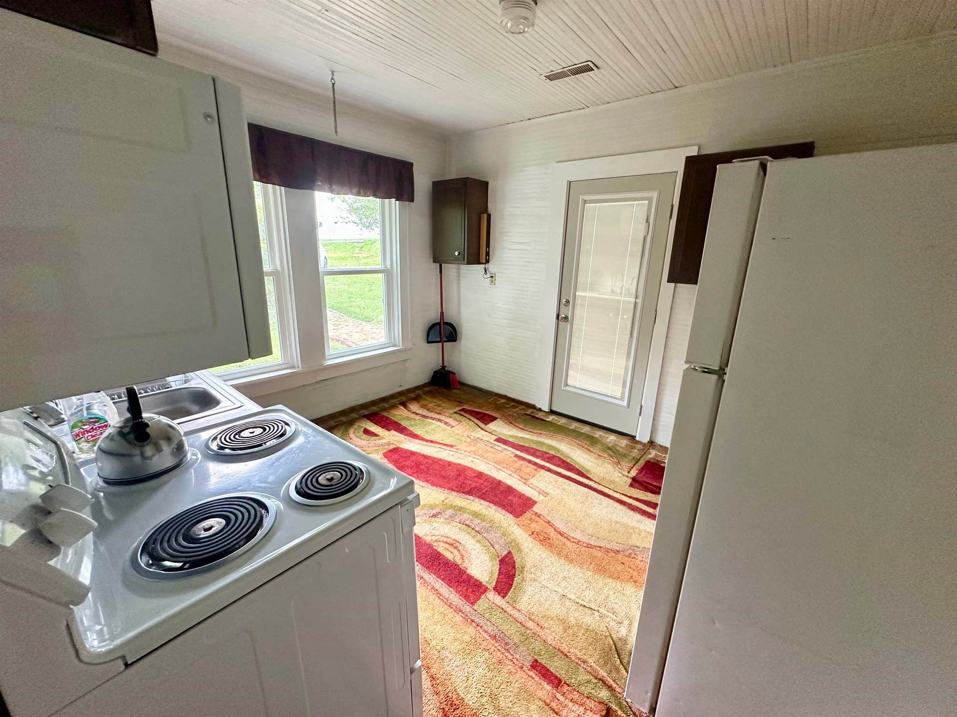 110 White Avenue, Glen Lyn, VA 24093