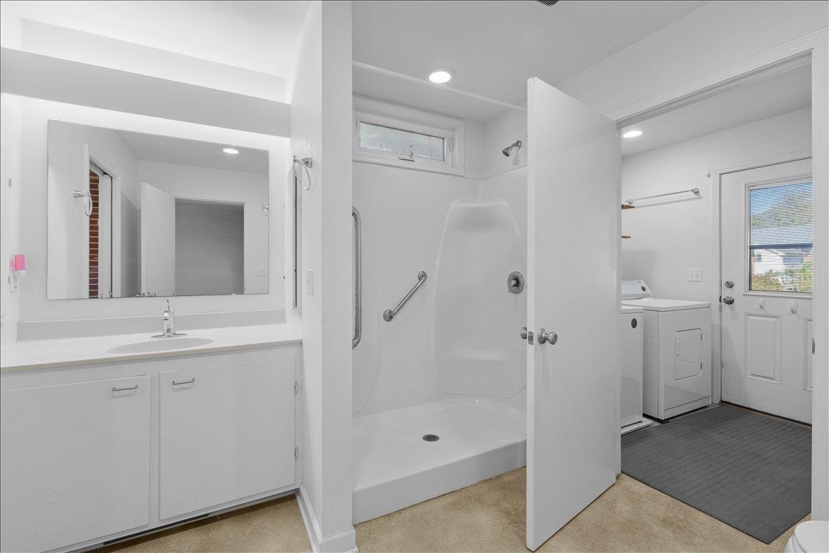 803 Grove Avenue, Blacksburg, VA 24060